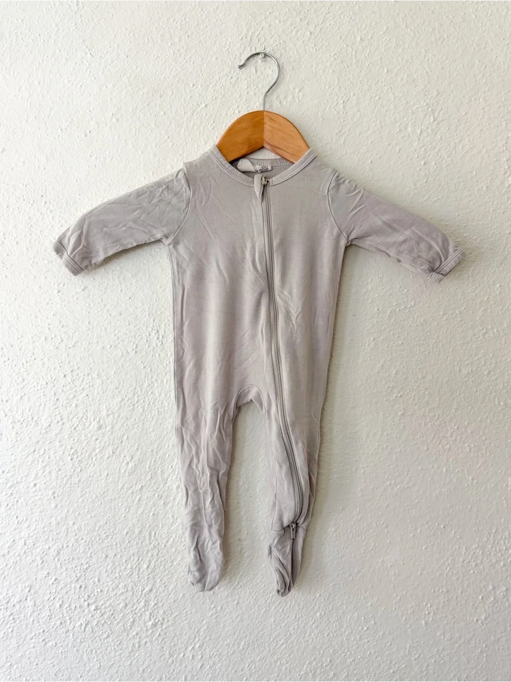 Kyte Baby Silver Grey Bamboo 2-Way Zipper Footed Sleeper